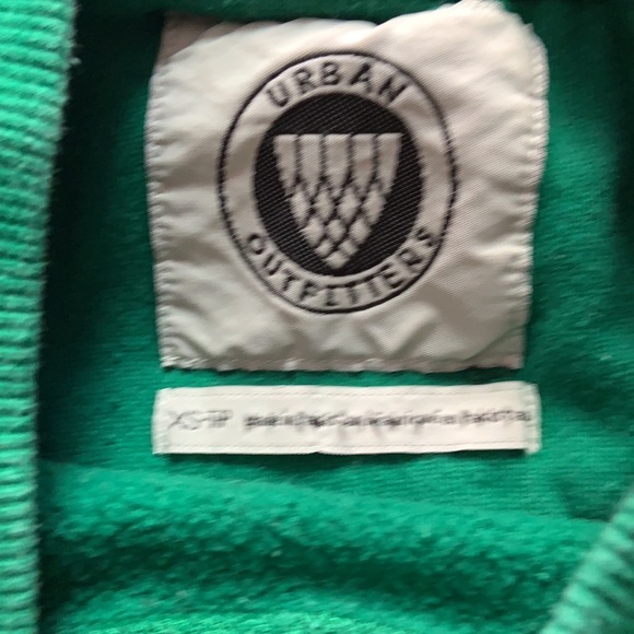 🔆Moving Sale 20% Off 🔆Green Pull Over - Picture 2 of 8